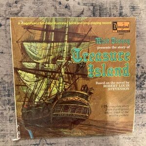 Walt Disney Presents Treasure Island LP VInyl with Booklet Stero 1970